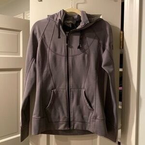 Women’s full zip sweatshirt